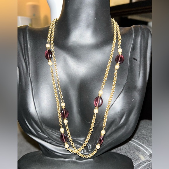 Vintage Avon beaded necklace - Picture 1 of 4